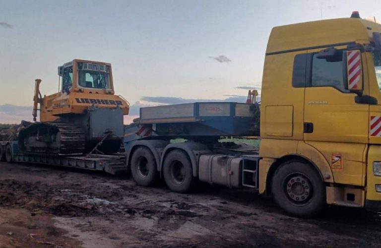 З точки А в точку Б: Як Neolit Logistics перевіз 27-тонний Liebherr PR-744 LGP по Україні