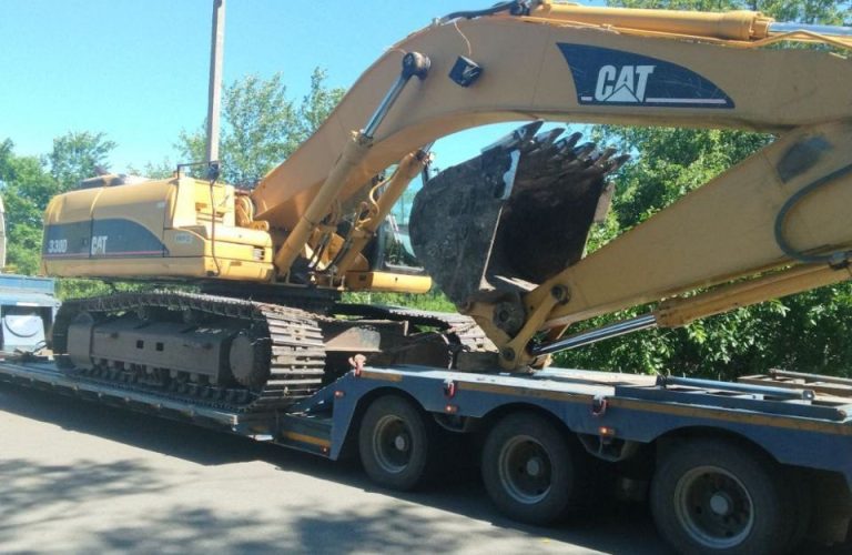 Перевезення гусеничного екскаватора CAT 330 по Україні